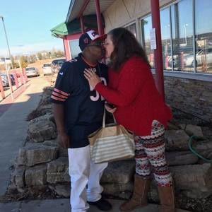 Meet your Posher, Johnny tara